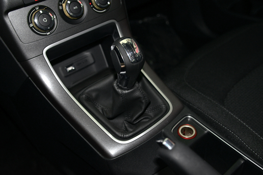 如何全面了解雪铁龙c4世嘉,雪铁龙c4世嘉1.6试驾视频