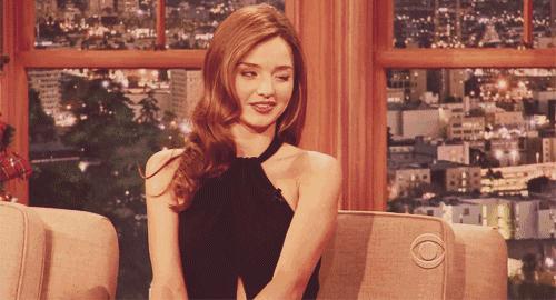 最近让我忍不住种草的小包全让宋茜给背了！关键还不贵