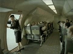 异地女朋友被欺负了怎么安慰,女朋友被欺负男朋友打架