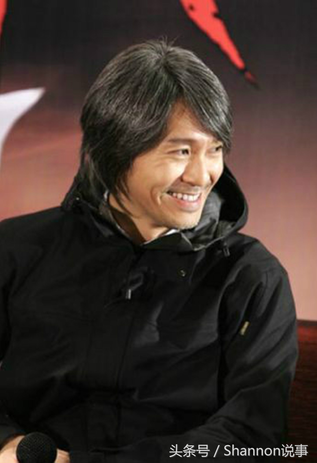 周星驰欠前女友50万不还？因为钱他已经得罪了半个娱乐圈