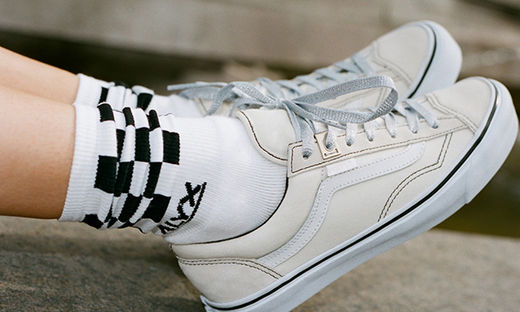 gd把这双vans活生生穿成新爆款,gd同款vans