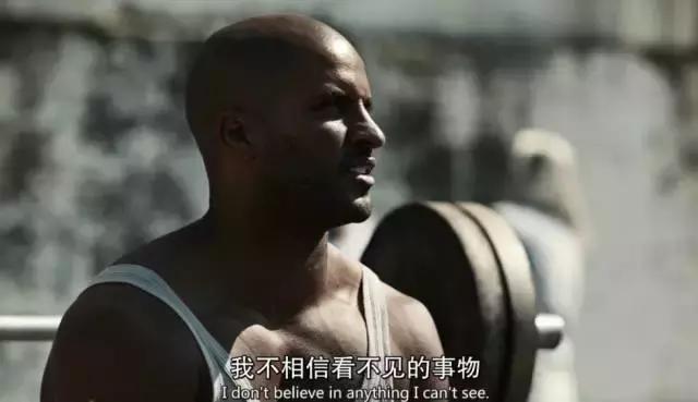 疯狂堕落,把杀人当游戏,美国的神创造了年度最大尺度之剧