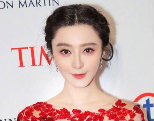 男生笑起来特别的丑怎么办,你长这么漂亮为什么却老说自己丑