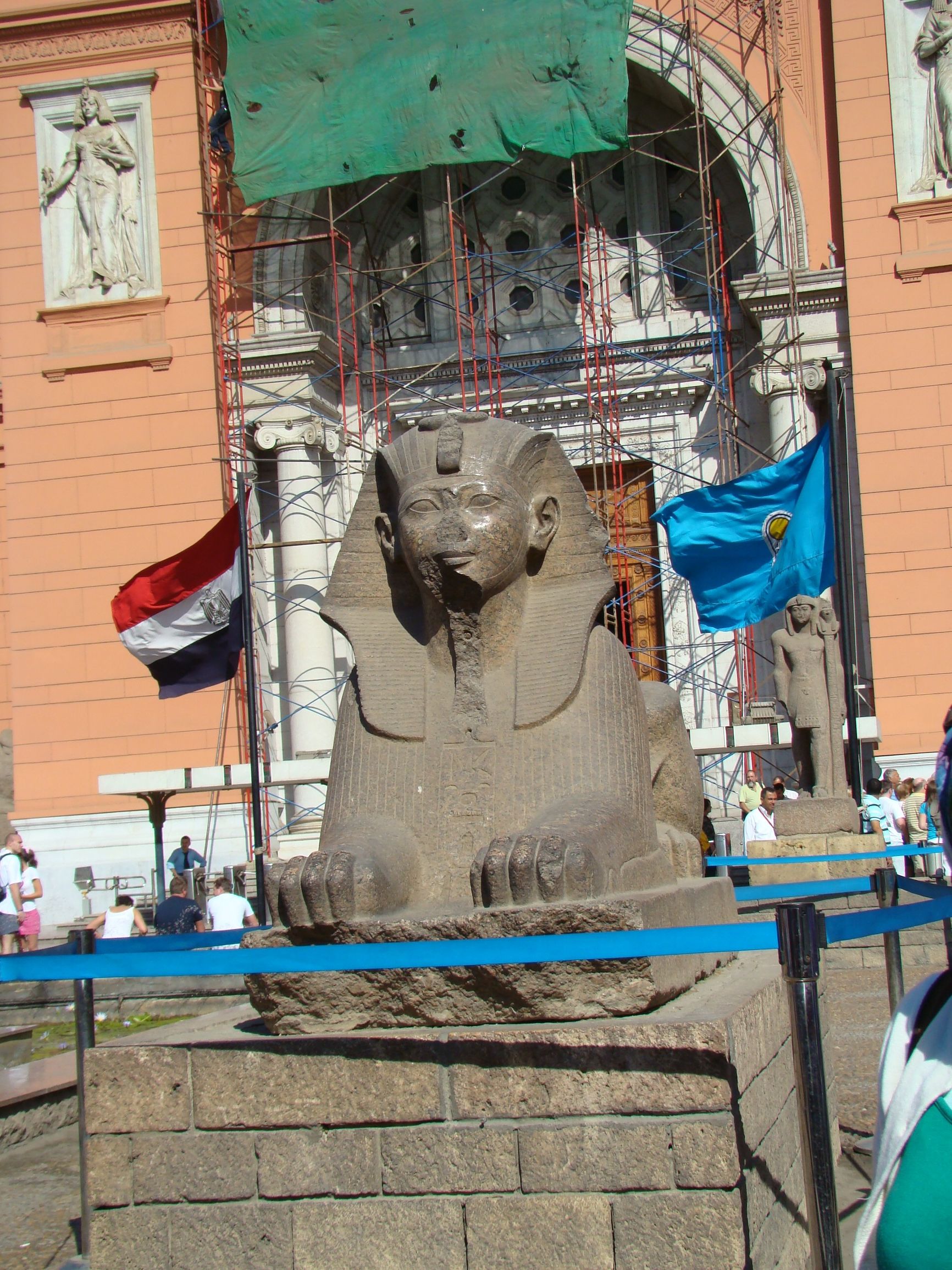 埃及三大著名的金字塔,埃及金字塔探秘纪录片