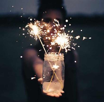 叫朋友帮忙转发朋友圈句子,发空间说说的精美句子