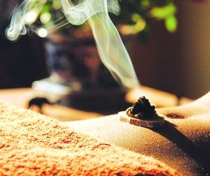 冬病夏治膝盖疼,调理与预防腰腿痛