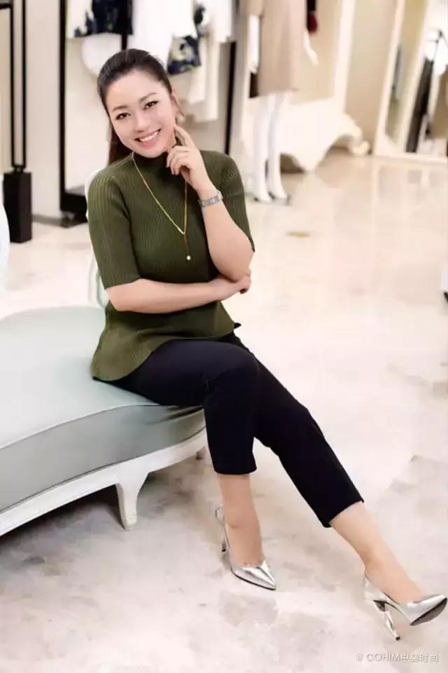 买手制租衣平台推销生活方式|衣二三创始人兼CEO采访