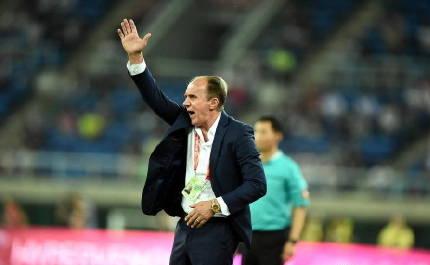 崔龙洙空门不进,崔龙洙训练