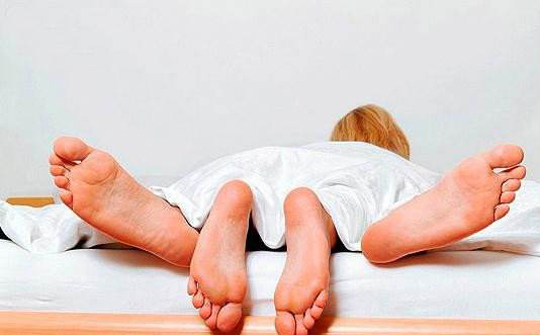 人流后小腹疼怎么办快速缓解,女人人流过后肚子疼