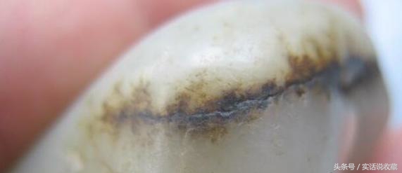 玉石有了裂纹会影响价值吗,玉石有裂缝还能佩戴吗