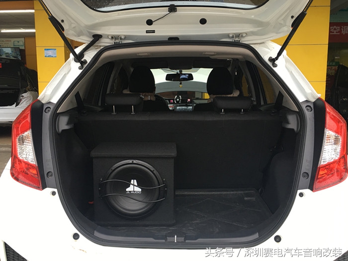 太原本田飞度车辆改装音响,深圳本田雅阁音响改装方案