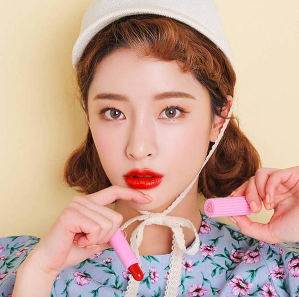 3ce新品纯欲柿红试色,3ce经典热卖三件套