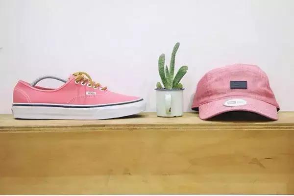 王炸同款鞋子,王炸溜冰鞋