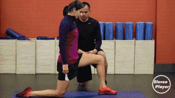 足球运动员健身的训练方法,足球拉伸训练100个经典动作