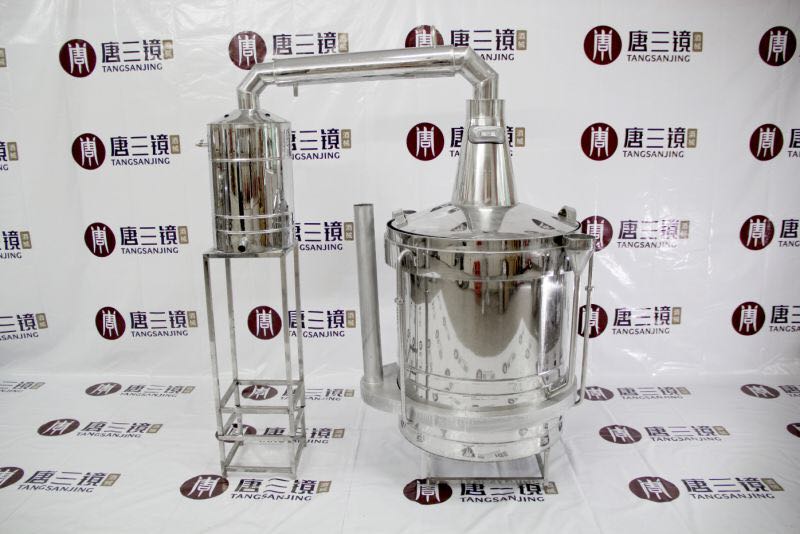 一个不起眼的家庭小酒坊竟然有这么大的来头