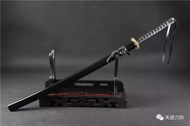 龙泉天迹,龙泉青龙偃月刀图片