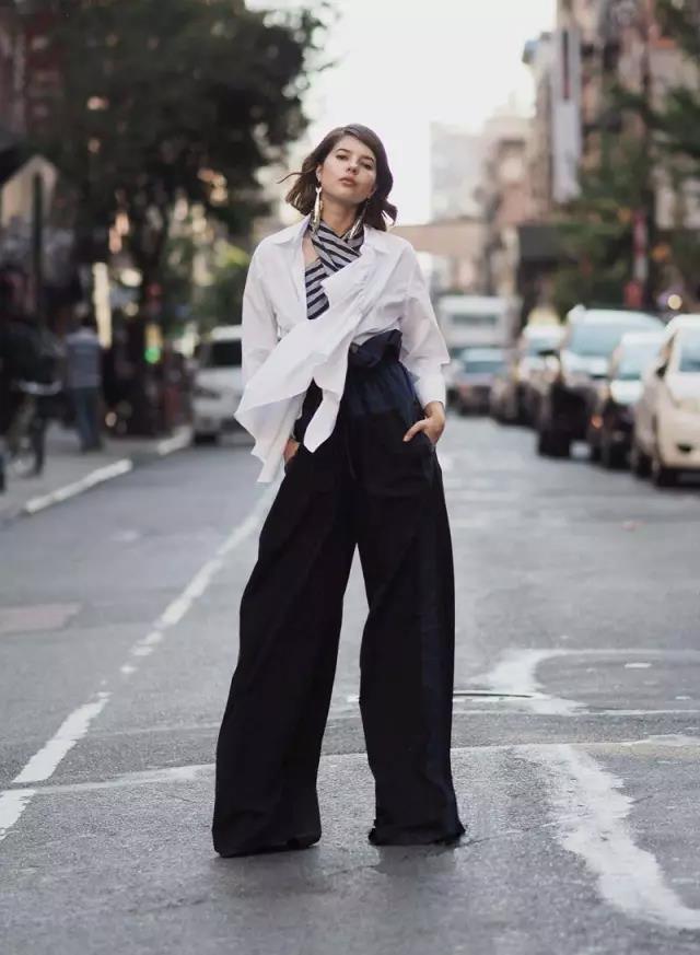 炎炎夏日给大家点缀一丝丝清凉,炎炎的夏日带给你一股清凉的韵味