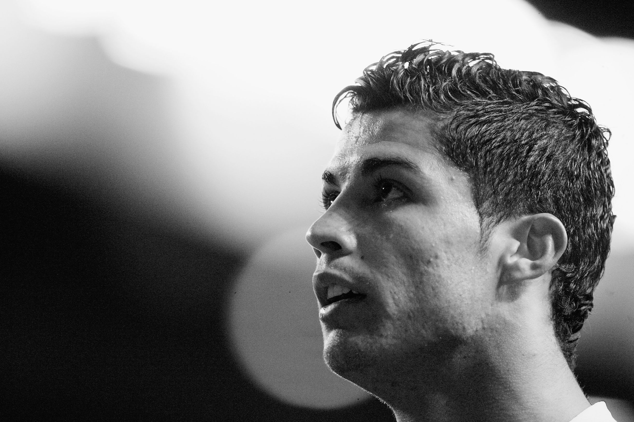 c罗采访后各球星怒喷c罗,c罗事件来龙去脉