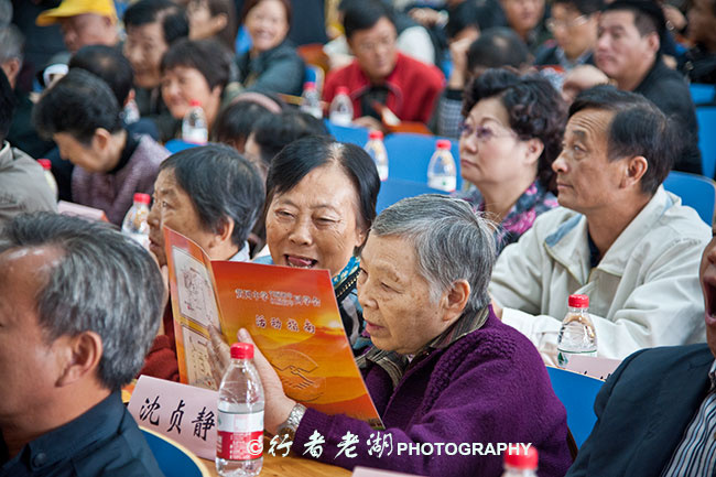 高考对我们来说是小菜一碟，黄冈中学真有那么虐人吗