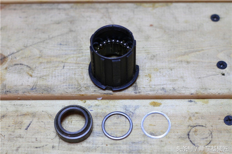 花鼓轴承拆卸技巧,拆滚珠花鼓需什么工具