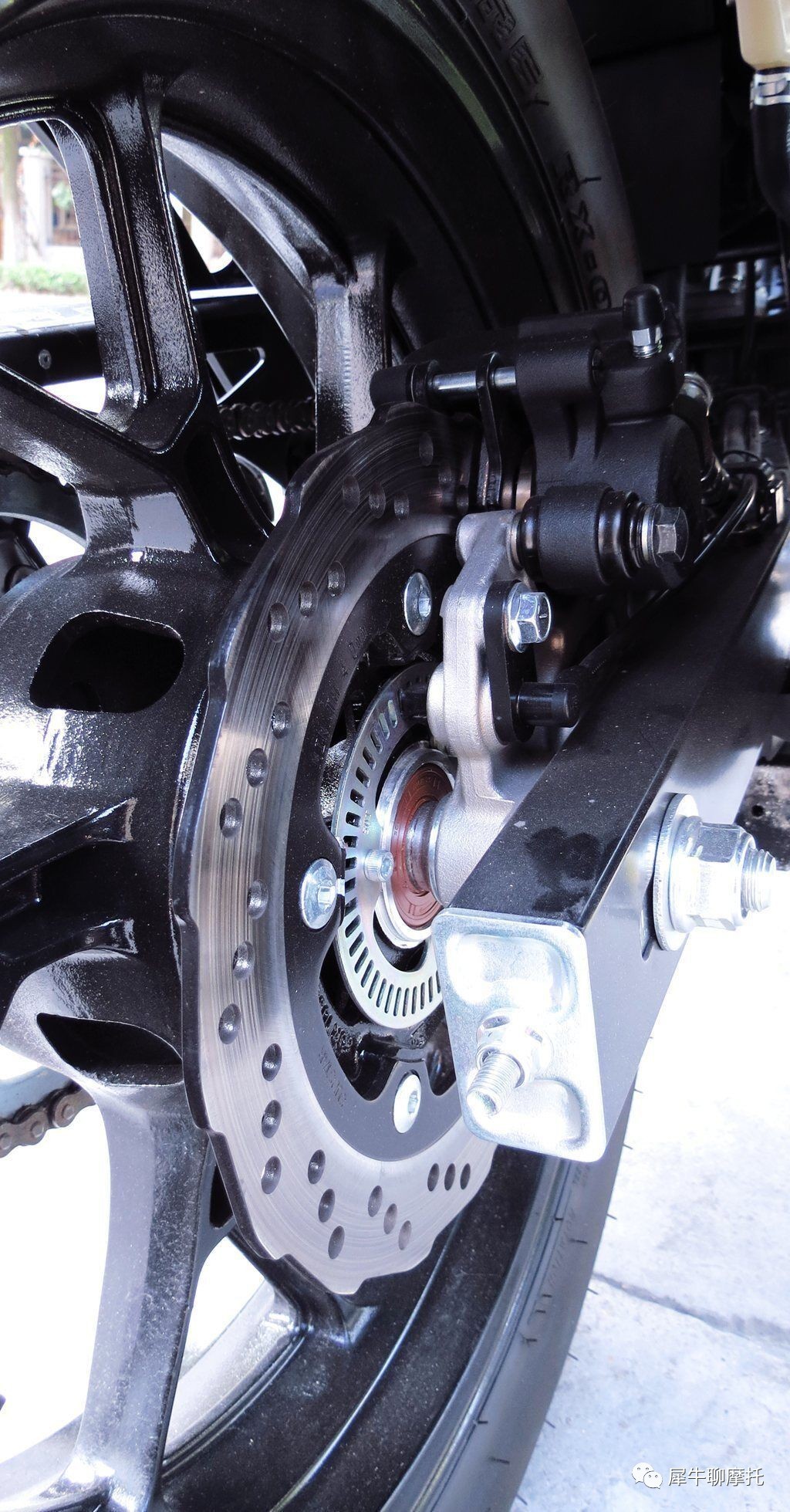 豪爵铃木摩托车dl250评测,豪爵铃木DL250评测