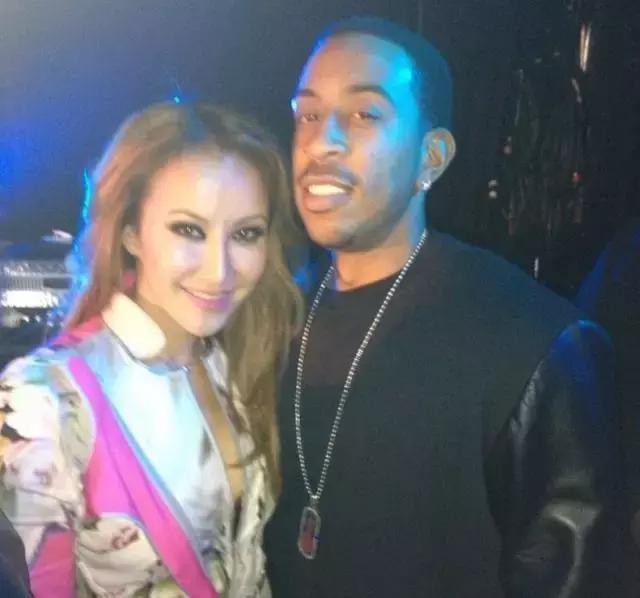 连贝克汉姆都为她牵马？最具国际范儿的超豪华朋友圈套餐曝光！