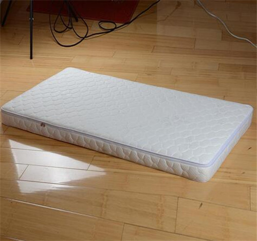 宝宝床垫怎么选择,宝宝床垫应该怎么选