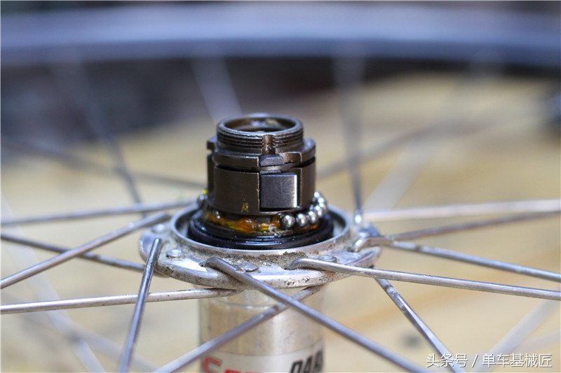 花鼓轴承拆卸技巧,拆滚珠花鼓需什么工具