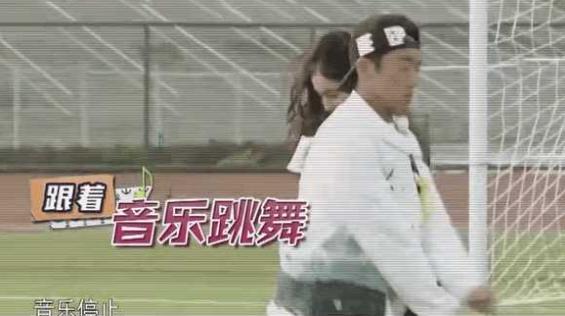 鹿晗当舞伴,鹿晗对战王祖蓝