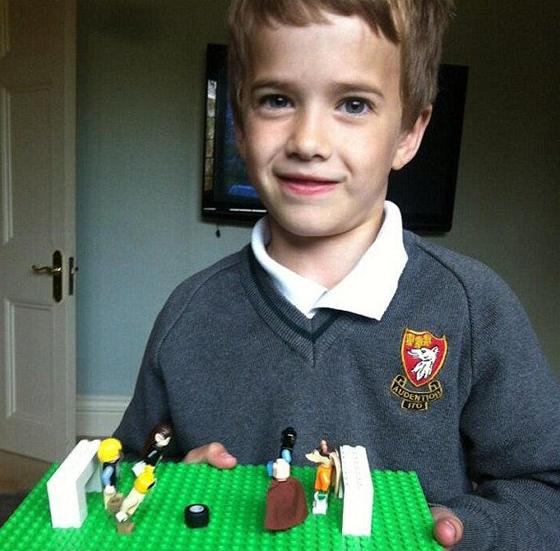 萌娃陪你过六一!足坛8大可爱宝贝:小七萌翻全场迷你罗子承父业