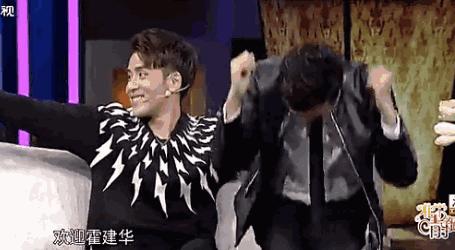 是胡也是霍，情人节伙着过，为什么最近这本时尚杂志卖疯了？