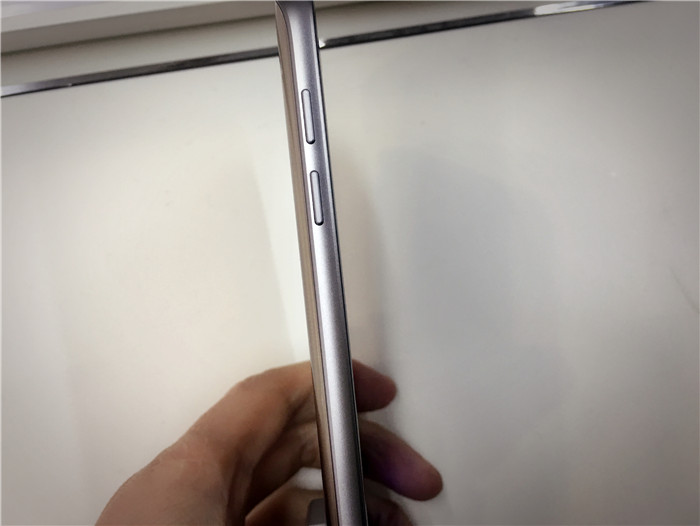 三星s7手机背面,三星s7国行版处理器