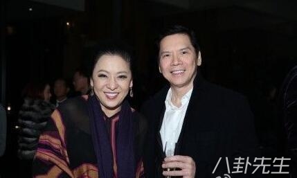 周星驰身价过百亿,周星驰一年赚几亿