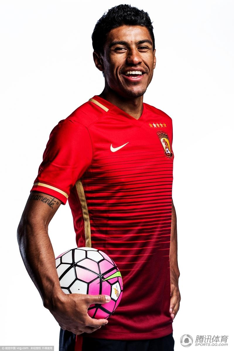 广州恒大新赛季官方写真照图片,恒大写真图片大全