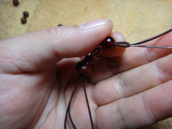 佛珠绳子断了去哪里修,佛珠绳子断了怎么办