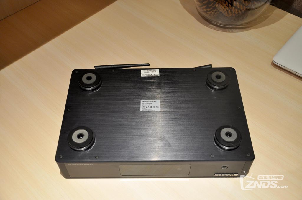 芝杜z1000pro和开博尔q10哪个好,开博尔8k评测