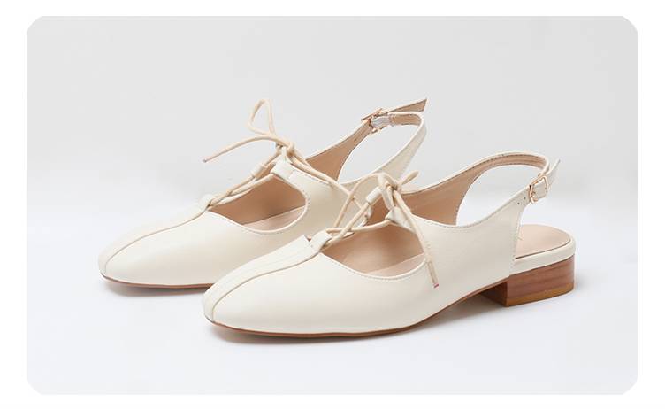 鞋柜必备这4双小白鞋百搭又时髦,鞋柜必备百搭又白菜的鞋