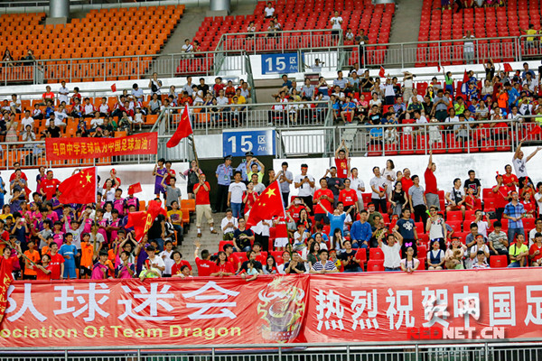 中国u21男足1:0胜泰国u21男足,中国u20男足直播乌兹别克斯坦