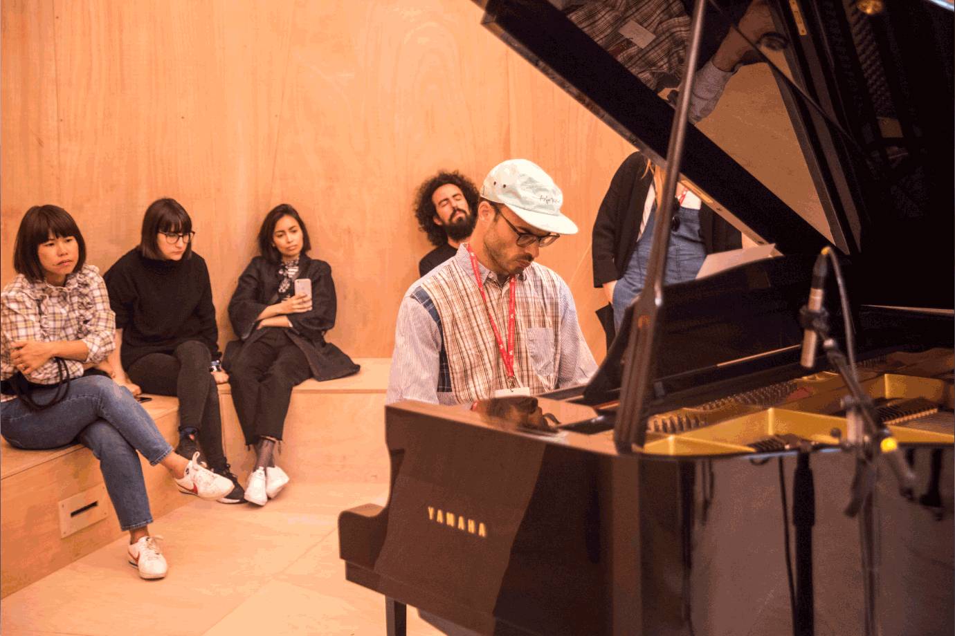 把录音棚搬到威尼斯双年展,办了一场全世界都能听到的音乐会