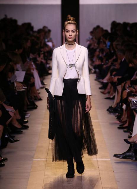 网纱裙没有质感穿着像不像蚊帐,网纱裙穿着不舒服