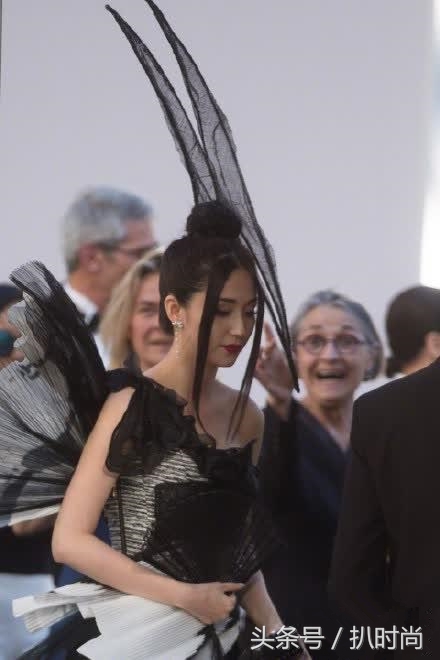 礼服好高级感,怎么画礼服设计手稿图