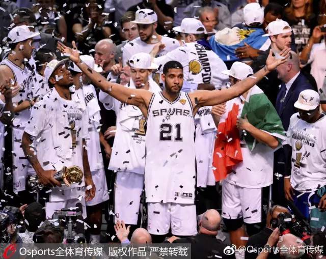 这些健身大佬你认识几个,体坛里的学霸