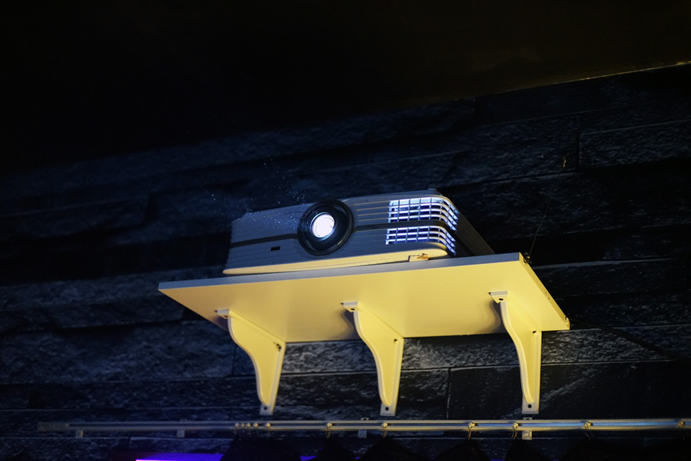 奥图码和爱普生4k投影仪哪个好,奥图码全高清家用投影机评测