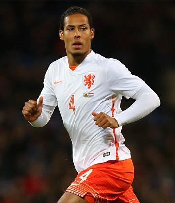 荷兰足球不同于匈牙利足球，他们的衰败更多是*祸人**