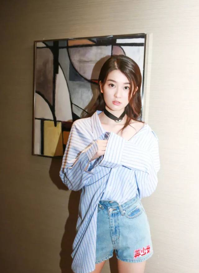 项链选对了秒变天鹅颈,项链轻奢小众高级感天鹅项链