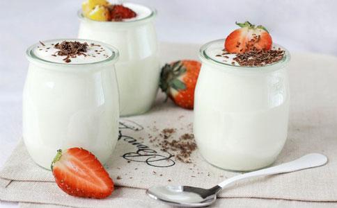 鸡皮肤最有用的酸奶是什么,实用廉价的酸奶美白方法