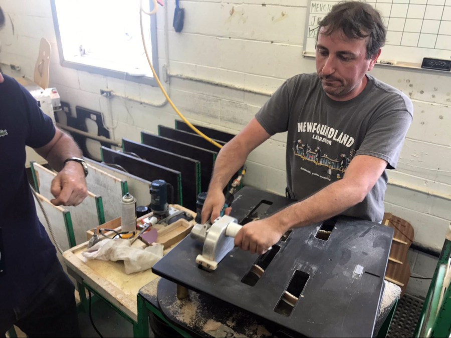 极速快报：弘力乐器2017加拿大Godin吉他工厂参观第一天精彩视频