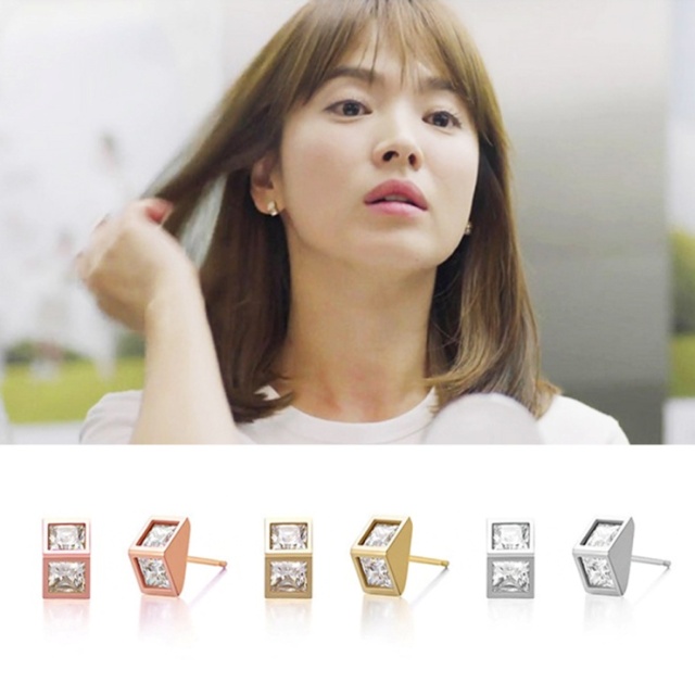 网袜加牛仔裤还是让杨幂穿吧，我只能接受唐嫣美美的珍珠~