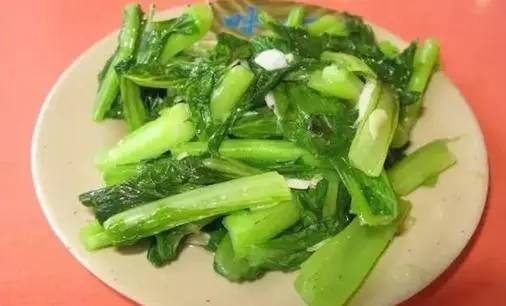 过年吃剩的菜怎么办,过年剩的隔夜菜到底还能不能吃