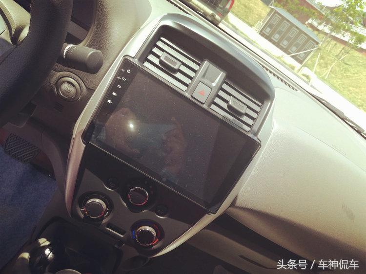 日产新阳光评测视频,15日产阳光试驾视频